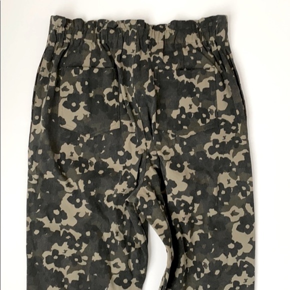 Anthropologie Amadi Camo Floral High Waisted Trousers - Picture 14 of 16